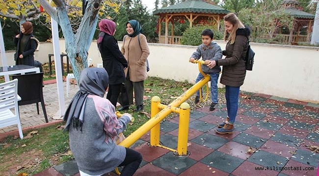 Kilis Haberleri: Üniversite öğrencilerinden Minik Eller Hayallerini Yaşıyor projesi 9