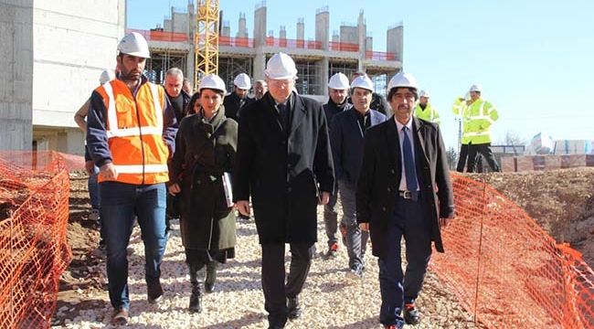 AB Büyükelçisi Berger, Hastane İnşaatını İnceledi