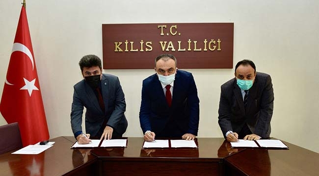 Eğitim İçin İmza Attılar
