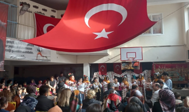 Özel Meltem Okulunda Coşkulu 7 Aralık Kutlaması