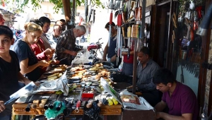 Kilis’te Bıçaklar Bileniyor 