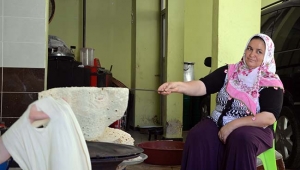 Kilisli Hanımlar Yufka Ekmek Yapıyor