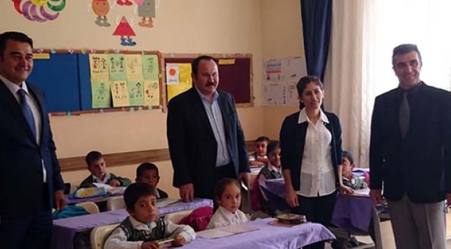 Kaymakam Uslan Okulları Ziyaret Etti