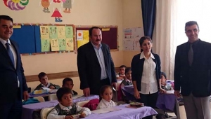 Kaymakam Uslan Okulları Ziyaret Etti