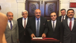 Tuğrul Türkeş Kilis'e Geldi
