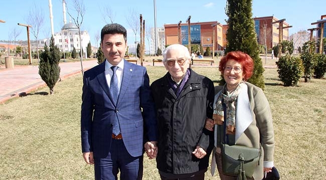Türk Müziği'nin Büyük Üstadı Alâeddin Yavaşça