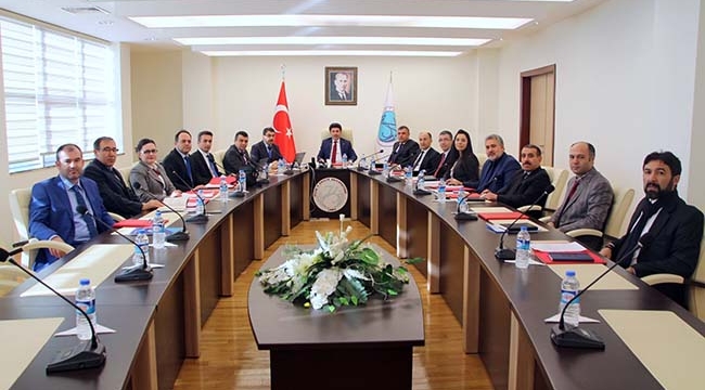 Üniversitede İlk Senato Toplandı