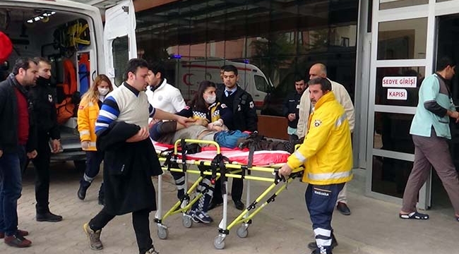 Yaralı Suriyeliler Kilis'e Getirildi