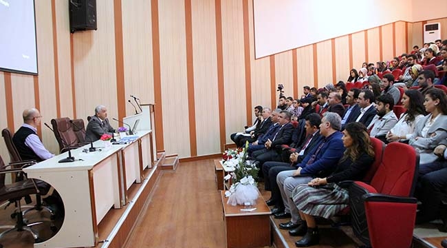 Öğretmen Adaylarına Kariyer Semineri