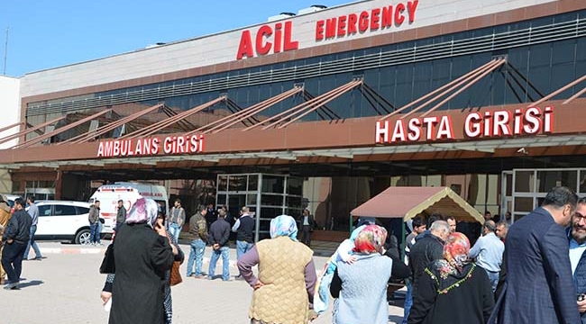 Yaralı Suriyeliler Kilis'e Getirildi