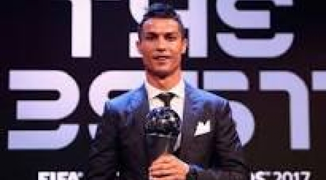 Yılın futbolcusu Cristiano Ronaldo