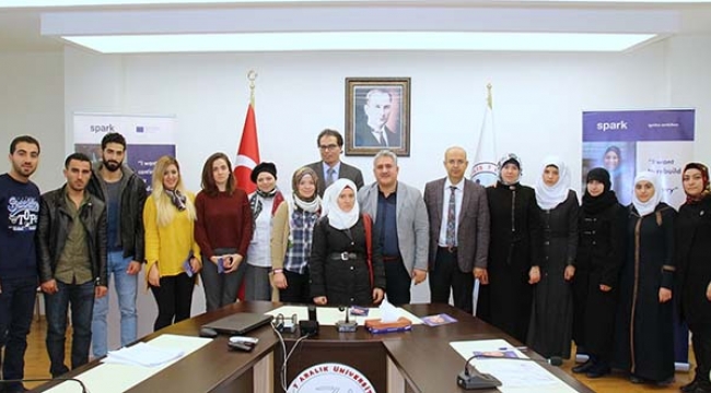 Suriyeli Öğrencilere Burs Desteği
