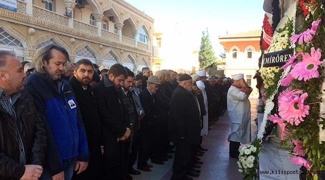Hamamcı Mahmut Özyardımcı Toprağa Verildi