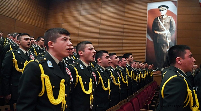 Ebedi Başkomutan'ın Harp Okuluna Girişi Törenle Kutlandı