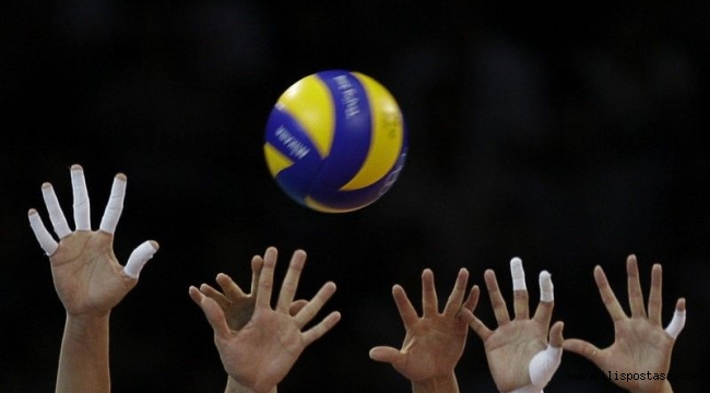 Voleybol Efeler Ligi'nde Derbi Heyecanı