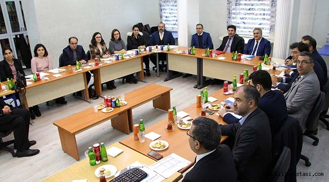 Üniversite Senatosu Elbeyli'de Toplandı