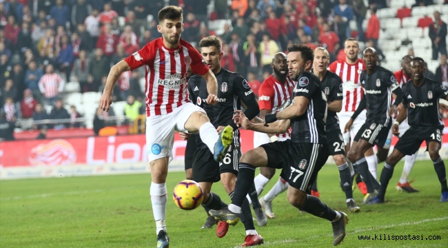 Beşiktaş 3 Puanı 6 Golle Aldı