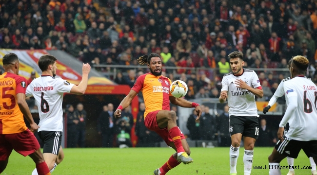 Galatasaray Turu Zora Soktu