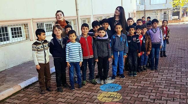 Üniversite Öğrencilerinden Minikler İçin Eğitici Proje