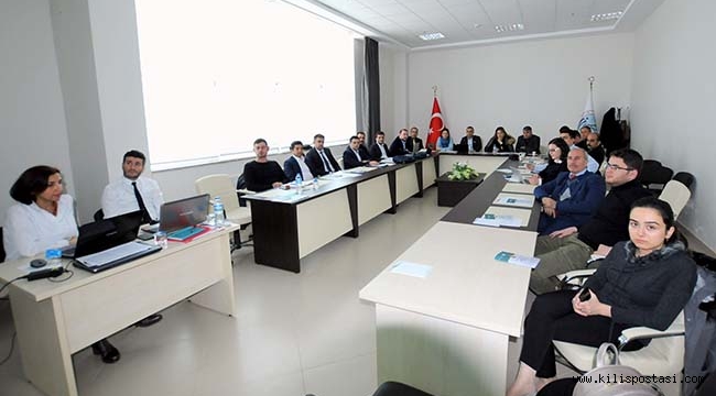 Üniversitede Proje Yazma Eğitimi Verildi