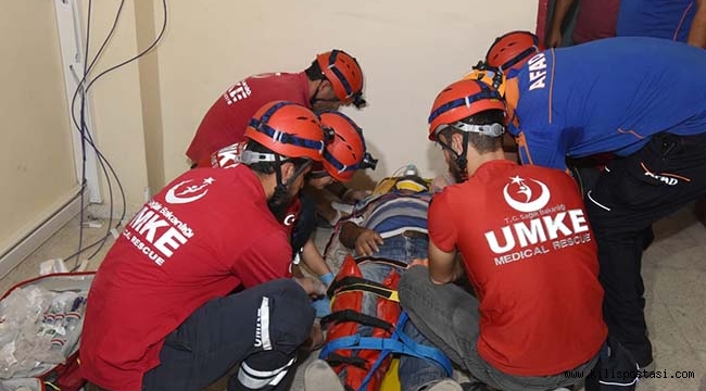 Kilis'te Gerçeğini Andıran Deprem Tatbikatı