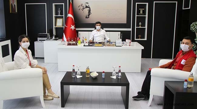 Türk Kızılayından Rektör Karacoşkun'a Ziyaret