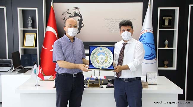 Gümüşhane Üniversitesi Rektörü Zeybek, Rektör Karacoşkun'la Bir Araya Geldi