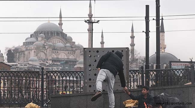 Bizim din anlayışımız farklıdır batının farklı