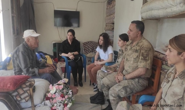 Kore Gazisi Ahmet KILINÇ' a Evinde Ziyaret