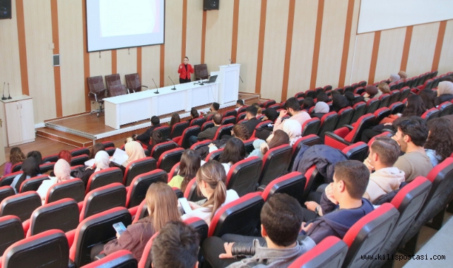 Kilis 7 Aralık Üniversitesi “Medyayı Okumak ve Yazmak” Başlıklı Söyleşi Gerçekleştirdi