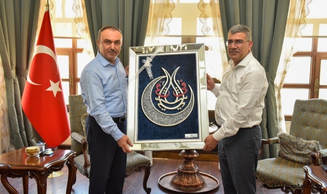 Kilis Emniyet Müdürü'nden, Eski Kilis Valisi SOYTÜRK'e veda ziyareti