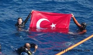 Şahika Ercümen'den 106 metrelik Dünya Dalış Rekoru!