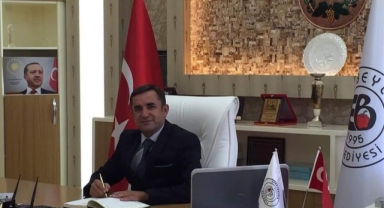 Elbeyli Belediye Başkanı'ndan Öğretmenler Günü Mesajı: 