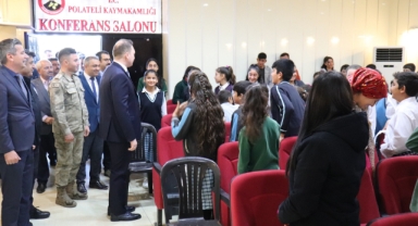 Polateli'de Coşkulu Kutlama: 24 Kasım Öğretmenler Günü Atatürk Anıtı'nda Başladı!