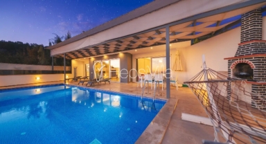 Fethiye'de Huzurlu Bir Kaçamak: Villa Kiralama İle Tatilin Tadını Çıkarın!
