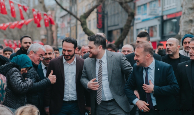 ‘Erdoğan düşen oylarını toparlamak için duygu sömürüsü yapıyor’