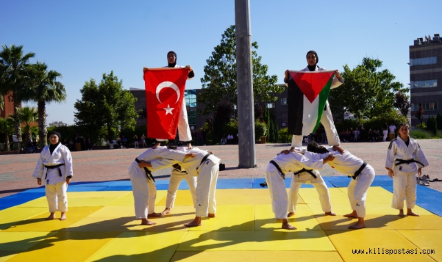 Kilis 7 Aralık Üniversitesi'nde “Judo” ve “Halk Oyunları” Gösterileri Gerçekleştirildi