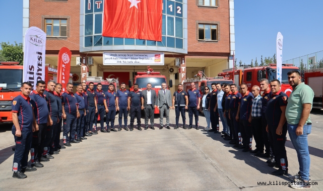 İtfaiyecilere Minnet ve Başarı Dileği: Kilis Belediyesi'nden Anlamlı Kutlama!