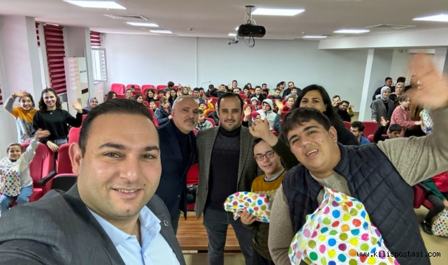 Belediye Başkanı Hakan Bilecen'den Özel Eğitim Uygulama Okuluna Ziyaret