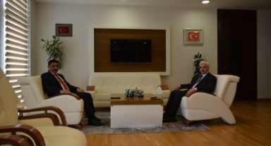 Rektör Prof. Dr. Zekeriya Akman’dan GİBTÜ Rektörü Prof. Dr. Şehmus Demir’e Ziyaret!