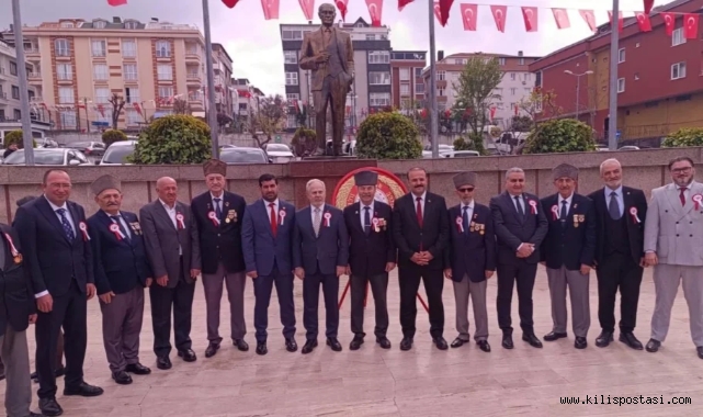 BTP Avcılar İlçe Başkanlığı çelenk sunma törenine katıldı