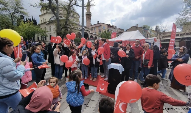 Bursa'da BTP'den coşkulu 23 Nisan kutlaması