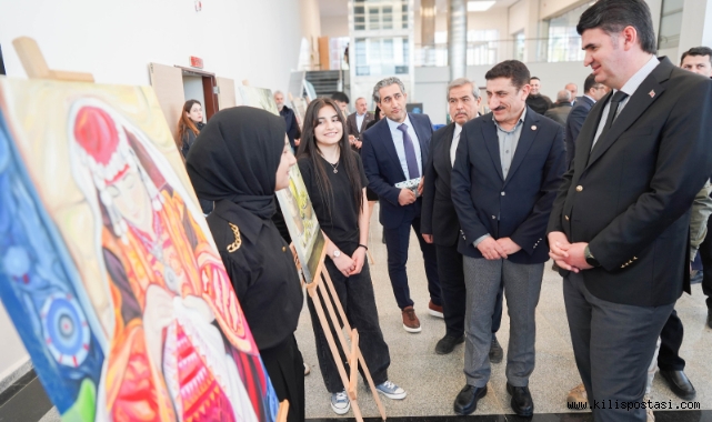 Kilis 7 Aralık Üniversitesi’nde “Kim Var?” Sanat Etkinliği Düzenlendi