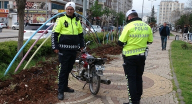 Kilis'te Motosiklet Kazası: Baba ve Bebek Yaralandı