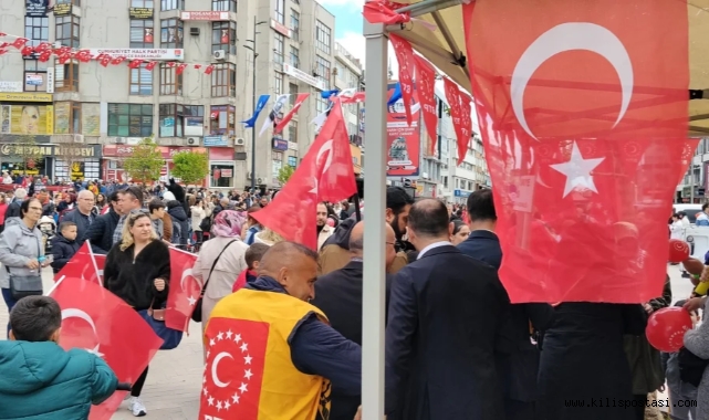 Maltepe Meydanı’nda bayram şöleni: BTP'den örnek kutlama
