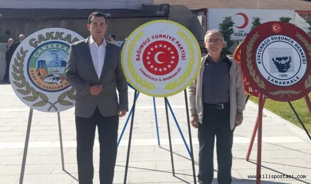 BTP Çanakkale'den Cumhuriyet Meydanı’nda çelenk töreni