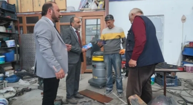 BTP Niğde'den yoğun mesai: Kent meydanında stant açıldı, esnaf ziyaret edildi
