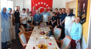 Kepekçi Manisa'da teşkilatla buluştu: 