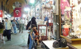 Cari açığı turizm de kapatamadı