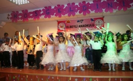 Elbeyli'de Anaokulu Şenliği Düzenlendi